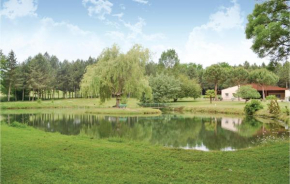 Отель Holiday home Le Pontet  Масюга